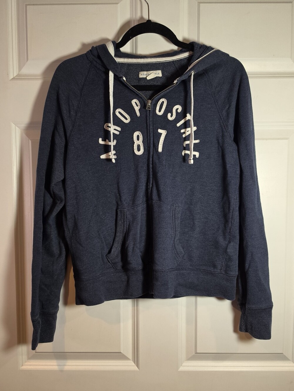 Aeropostale Women's Navy 87 Zip-Up Hoodie M Minor Wash Wear